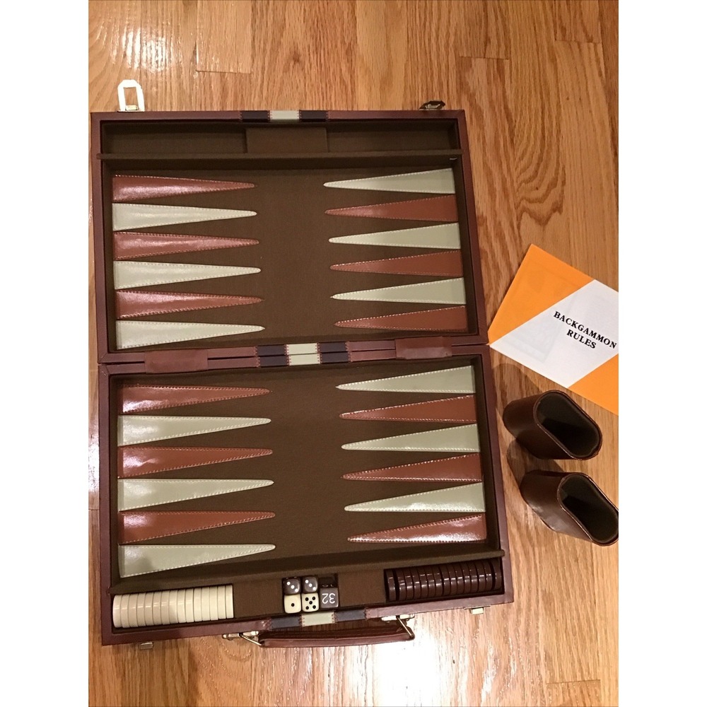 Classic Brown Backgammon Set - Picture 2 of 6